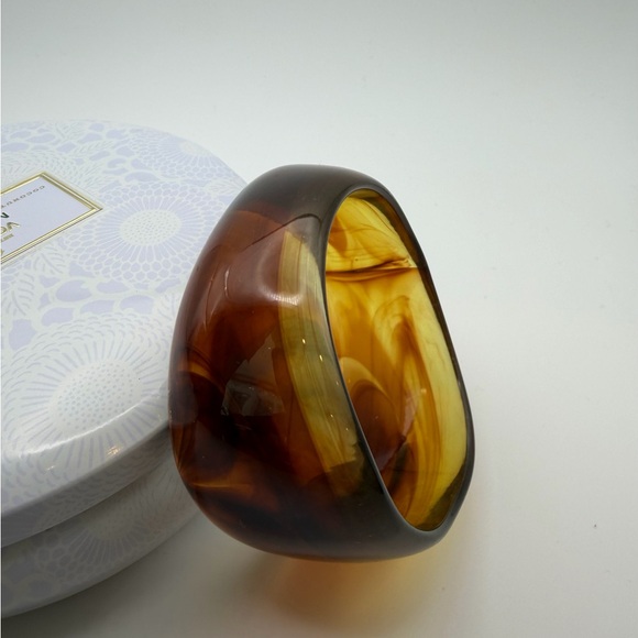 Amber & Gold Tone Swirl Resin Bangle NWT - Picture 3 of 3